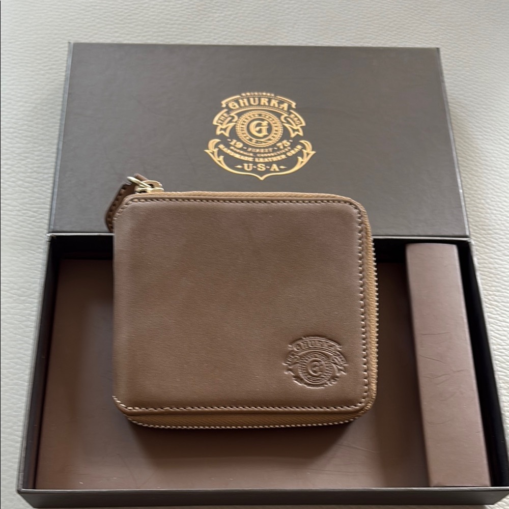 NIB Ghurka Military Brown Tan Leather Zip Wallet